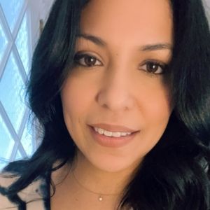 Meet your Posher, Lorena